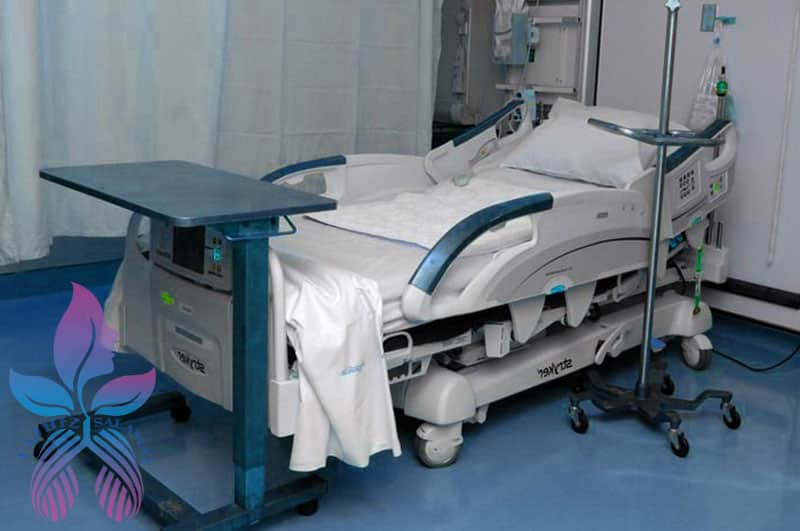 مزایا و معایب تخت بیمارستانی برقی و مکانیکی